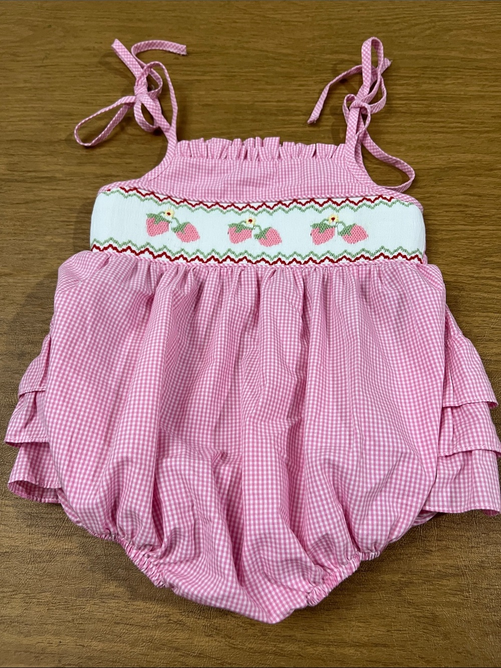 Stitchy Fish bubble with smocked strawberries size 18M
